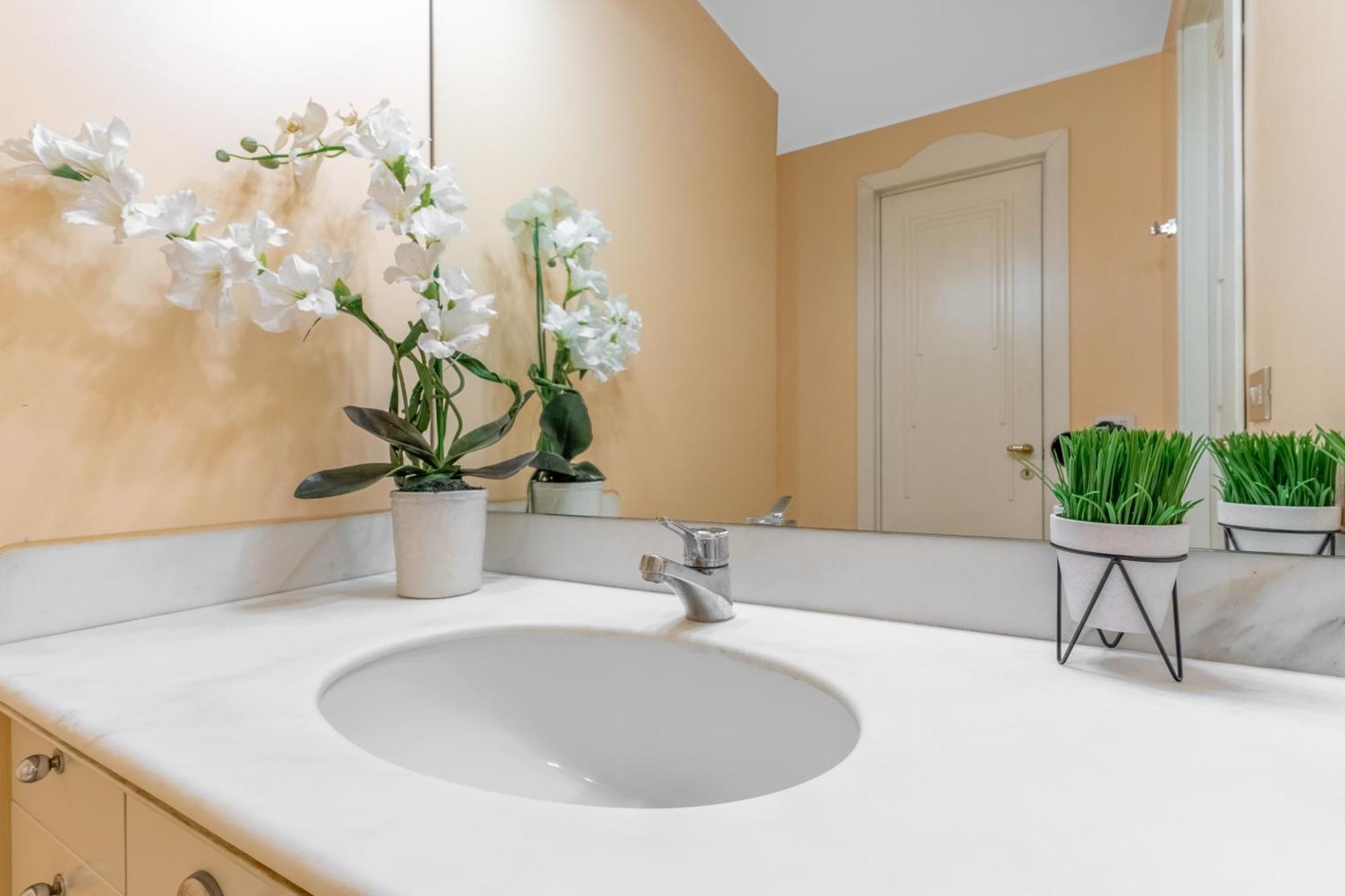 Central Luxurious Apartment Duomo A/C-Wi-Fi Free Mailand Exterior foto